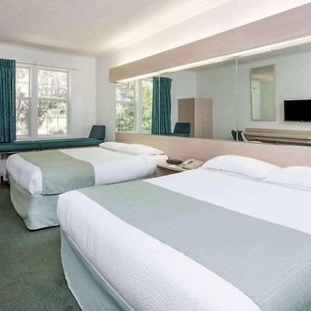 Microtel Inn By Wyndham Athens Exterior photo